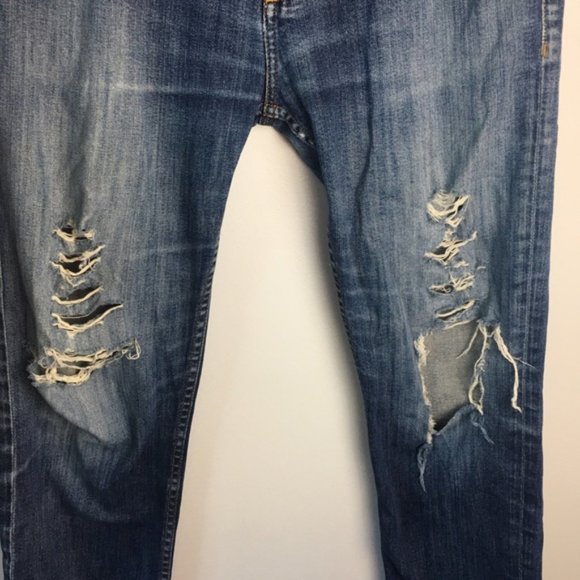 ARMANI EXCHANGE J130 Ultra Slim Distressed Jeans - Picture 4 of 9